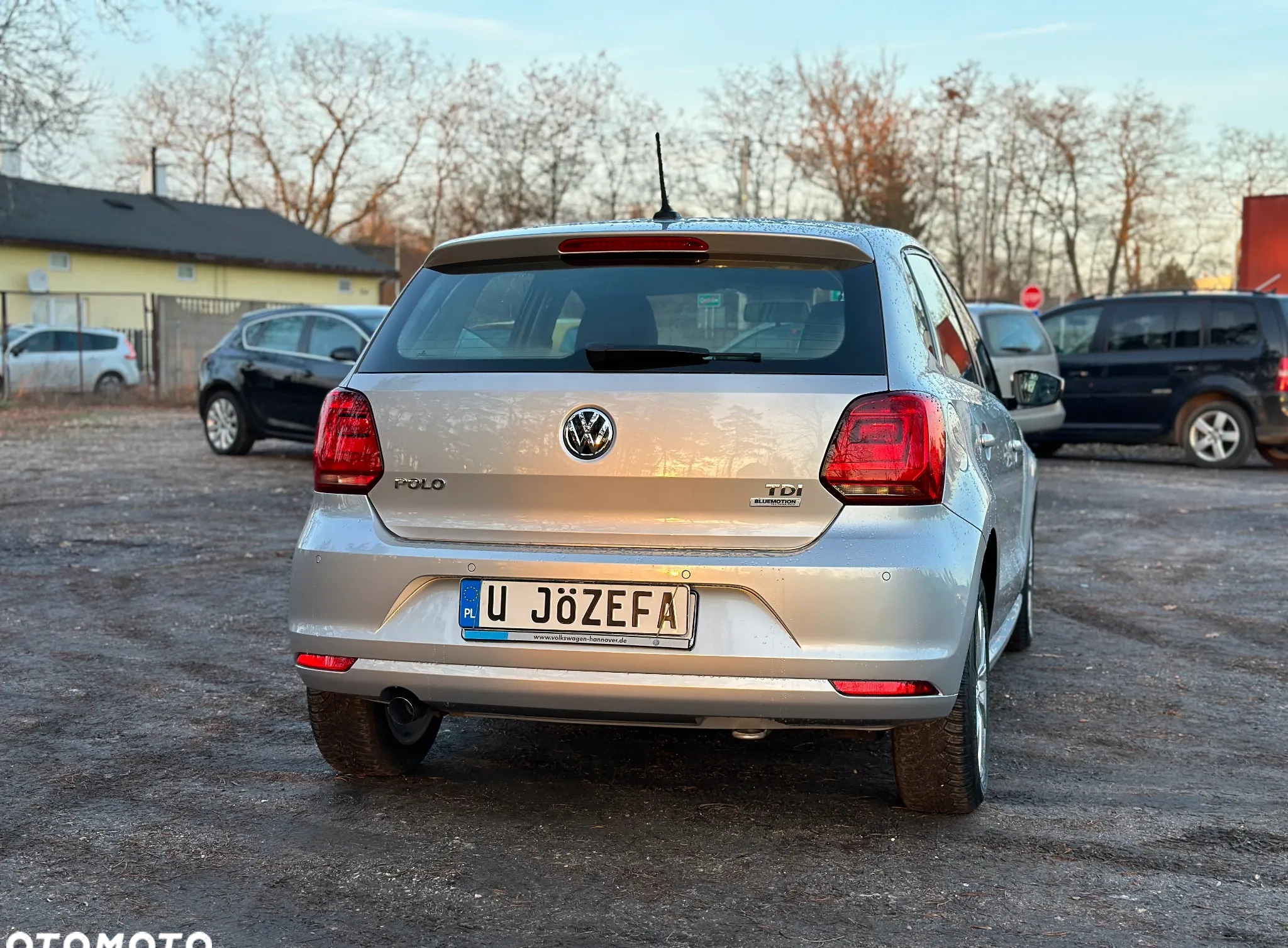 Volkswagen Polo cena 38900 przebieg: 140000, rok produkcji 2017 z Karlino małe 436